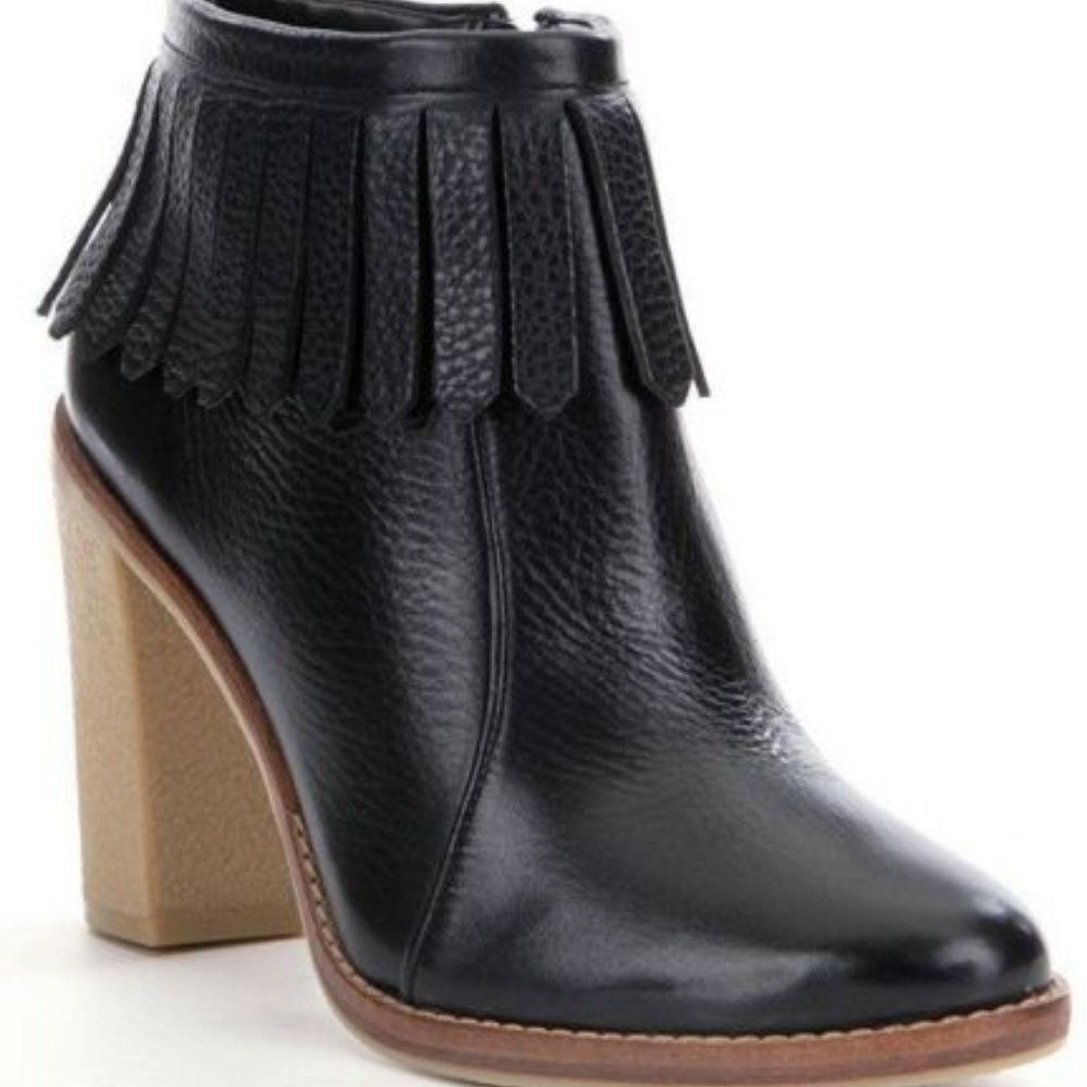 New Antonio Melani Black Leather Ankle Boots